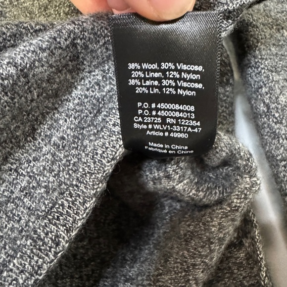 Babaton Aritzia Erin Gray V-Neck Sweater - Picture 5 of 7